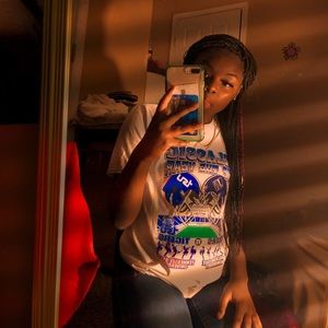 Meet your Posher, Alexis